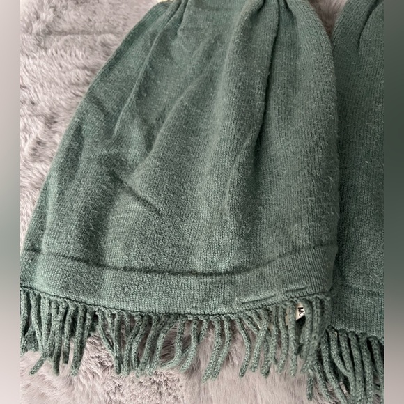 RARE Anthropologie Moth White Rosette Scarf Turquoise Blue Fringe - Picture 5 of 6